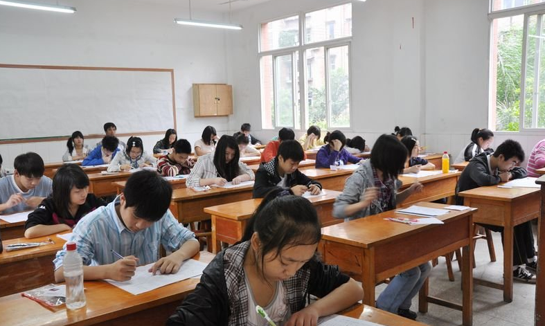 考場信號屏蔽器,信號屏蔽器,大型考場,干擾屏蔽器,信號,安裝信號屏蔽器,安裝