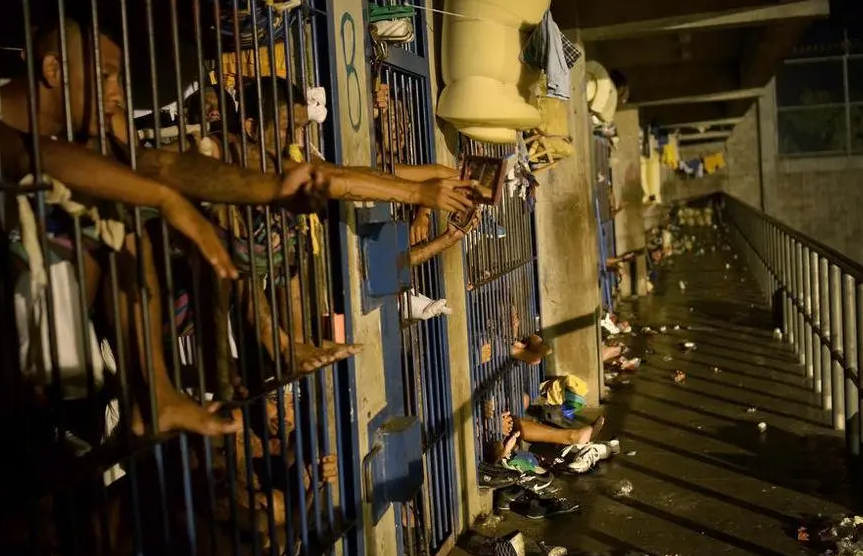 全頻段信號屏蔽器 全頻段信號屏蔽器